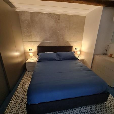 나폴리 Chiaja Lux House 아파트 외부 사진