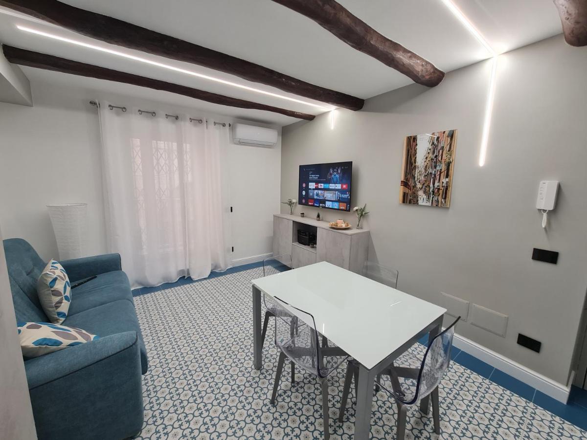 나폴리 Chiaja Lux House 아파트 외부 사진